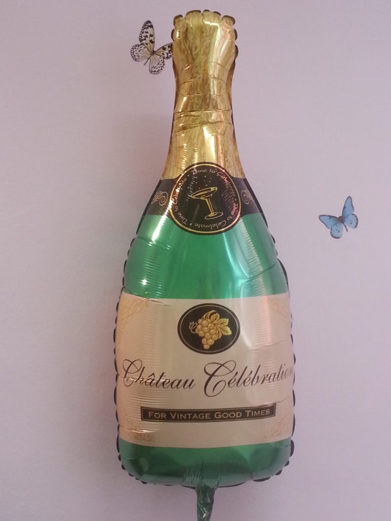 Folienballon Champagnerflasche- zum Geburtstag, zum Jubiläum, zu Silvester, zur Hochzeit, ... für jeden Anlass geeignet