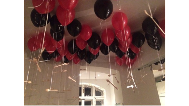 Latexballons rot schwarz