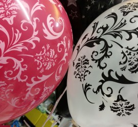 Latexballons rosa weiß mit Ornamenten