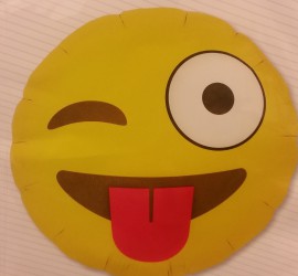 Folienballon Emoji Winking
