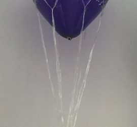 Ballonnetz - 40 cm heliumgefüllter Ballon im Netz