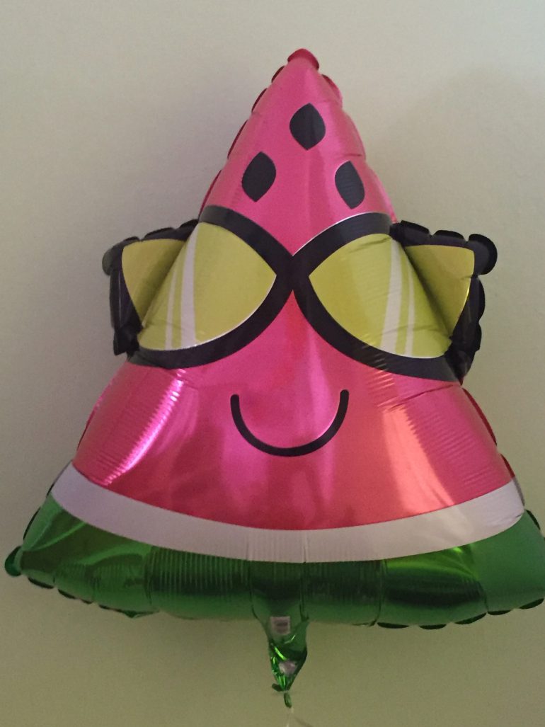 Folienballon Wassermelone mit Sonnenbrille - für die Sommerparty!