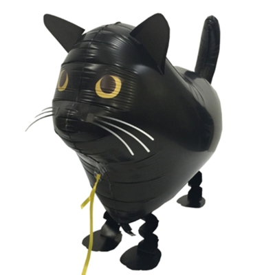 schwarze Katze als Airwalker