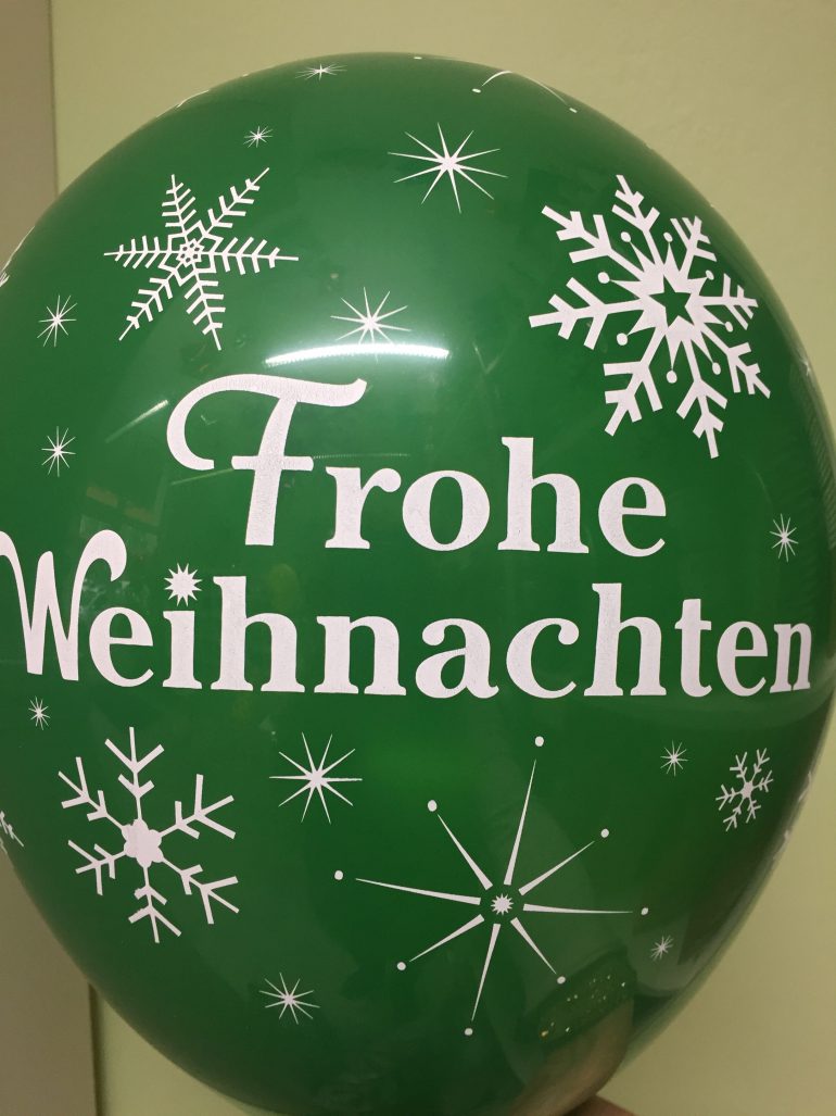 Frohe Weihnachten - Merry Christmas - Weihnachtsdeko - grüner Latexballon