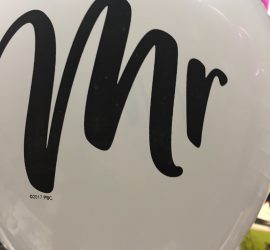 weißer Latexballon mit schwarzer Aufschrift `Mr´ - für Verlobung, Polterabend, Hochzeit passend