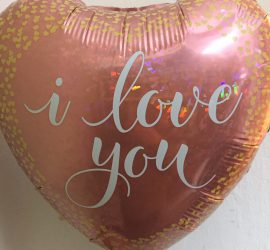 Folienherz rosegold mit weißer Aufschrift `i love you´ - 45 cm