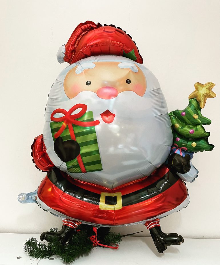 Weihnachtsmann mit Christbaum; Weihnachten, Advent, Christmas, Xmas